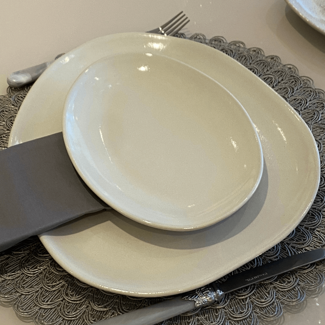 Prato Raso Oval Orgânico Stoneware Clay 31cm